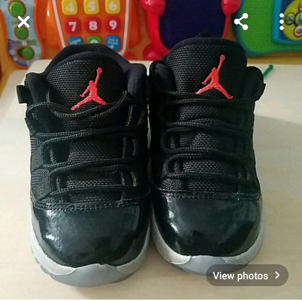 Nike jordans toddler 8c